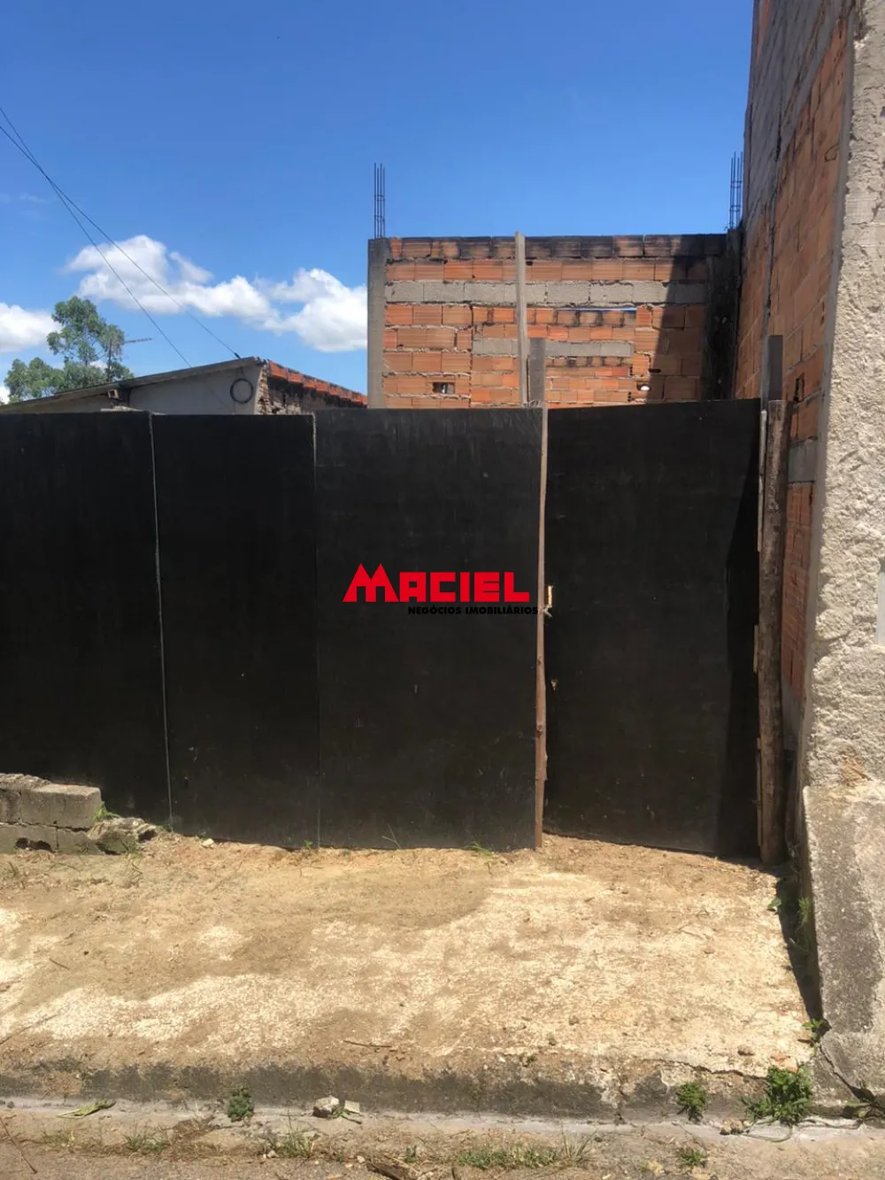 Comprar Terreno / Padr&atilde;o em Jacare&iacute; R$ 165.000,00 - Foto 1