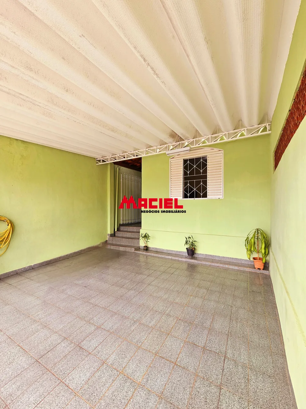 Comprar Casa / Padr&atilde;o em S&atilde;o Jos&eacute; dos Campos R$ 380.000,00 - Foto 1