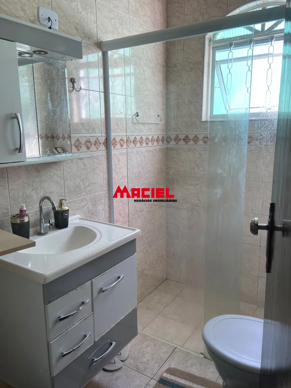 Comprar Casa / Sobrado em S&atilde;o Jos&eacute; dos Campos R$ 550.000,00 - Foto 3