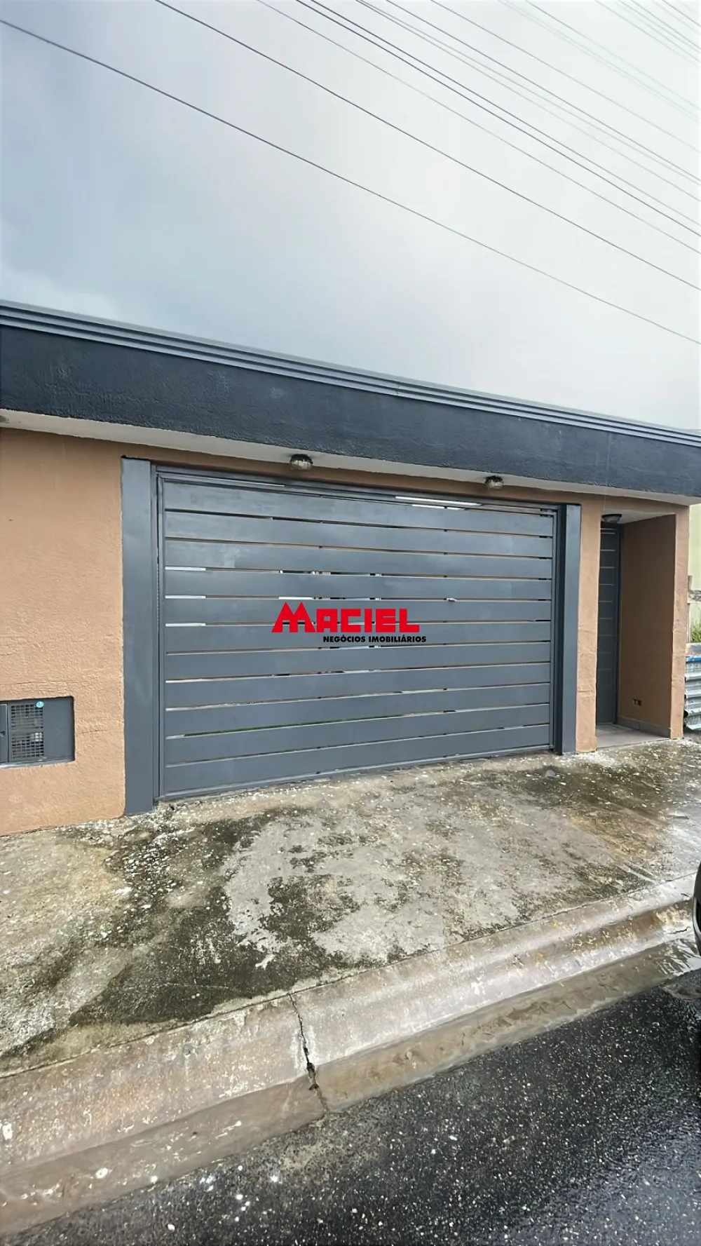 Comprar Casa / Padr&atilde;o em Ca&ccedil;apava R$ 550.000,00 - Foto 1