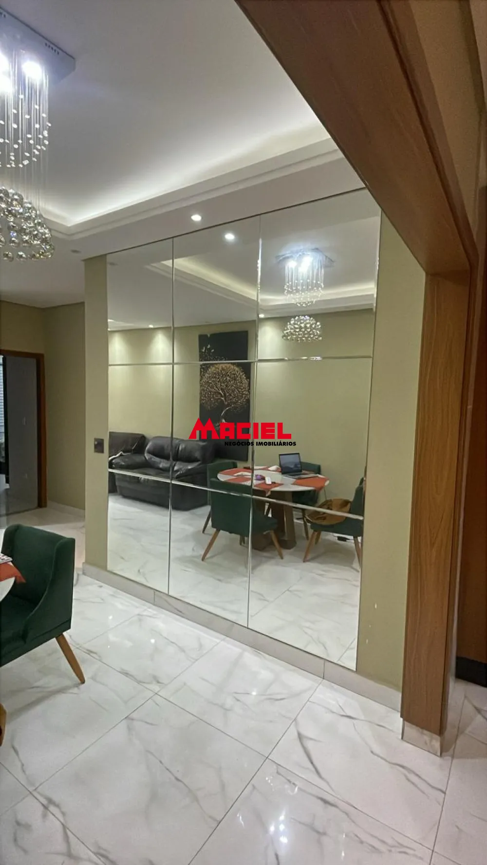 Comprar Casa / Padr&atilde;o em Ca&ccedil;apava R$ 550.000,00 - Foto 8