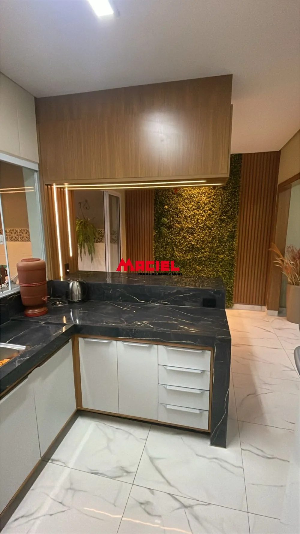 Comprar Casa / Padr&atilde;o em Ca&ccedil;apava R$ 550.000,00 - Foto 10