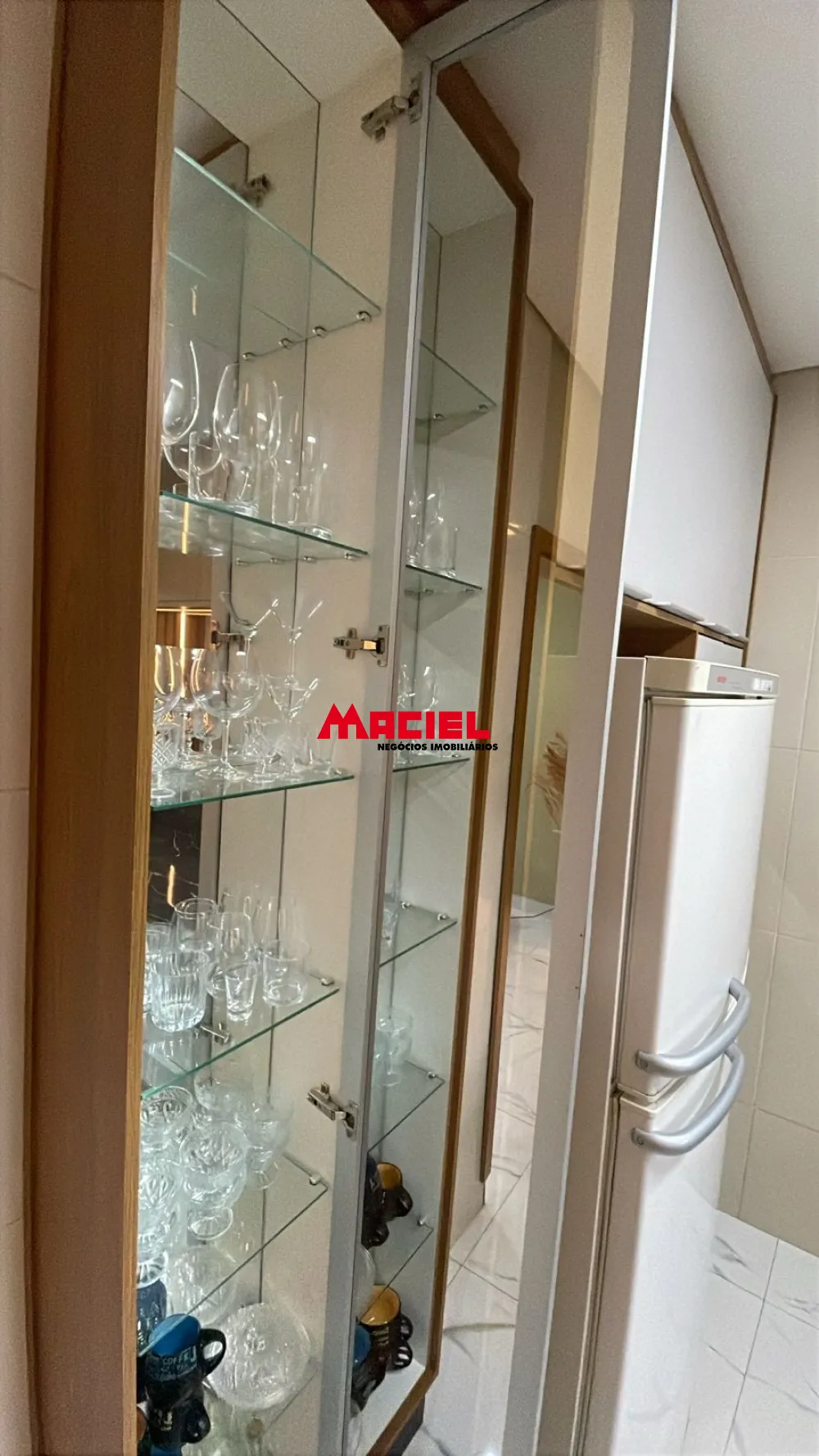 Comprar Casa / Padr&atilde;o em Ca&ccedil;apava R$ 550.000,00 - Foto 11