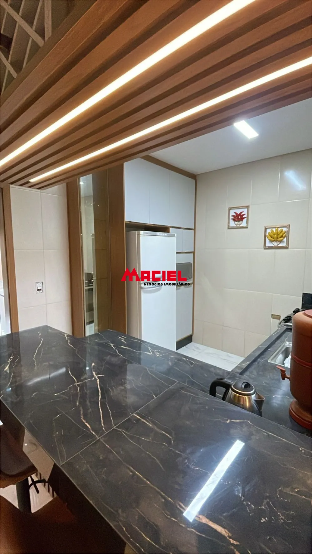 Comprar Casa / Padr&atilde;o em Ca&ccedil;apava R$ 550.000,00 - Foto 12