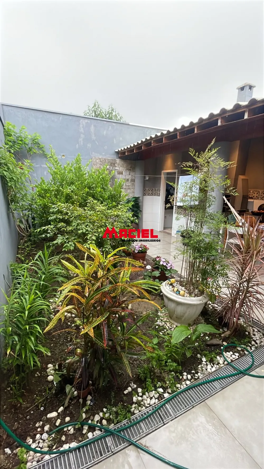 Comprar Casa / Padr&atilde;o em Ca&ccedil;apava R$ 550.000,00 - Foto 23