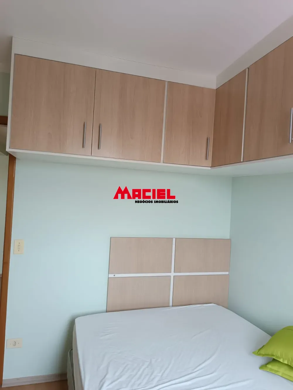 Alugar Apartamento / Padr&atilde;o em S&atilde;o Jos&eacute; dos Campos R$ 2.100,00 - Foto 14