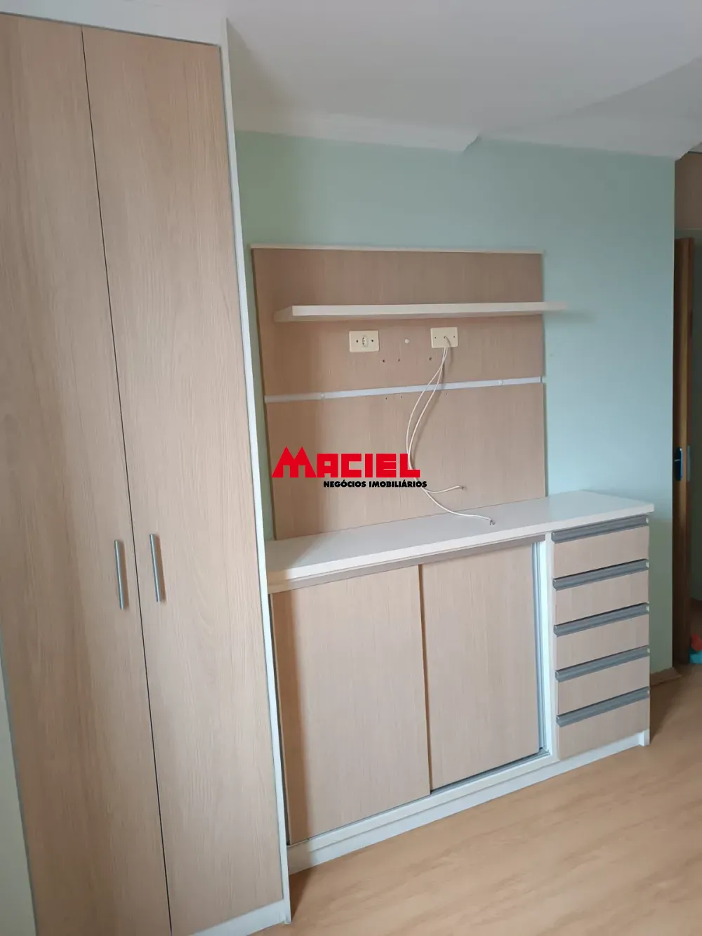 Alugar Apartamento / Padr&atilde;o em S&atilde;o Jos&eacute; dos Campos R$ 2.100,00 - Foto 23