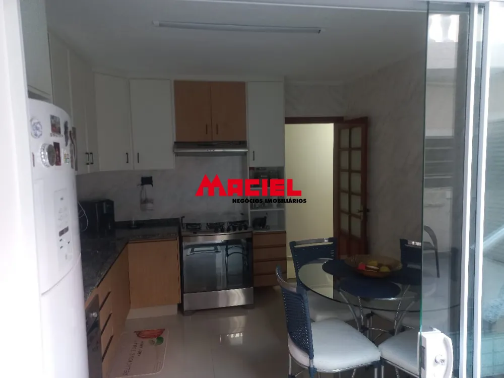 Comprar Casa / Sobrado em S&atilde;o Jos&eacute; dos Campos R$ 1.200.000,00 - Foto 8