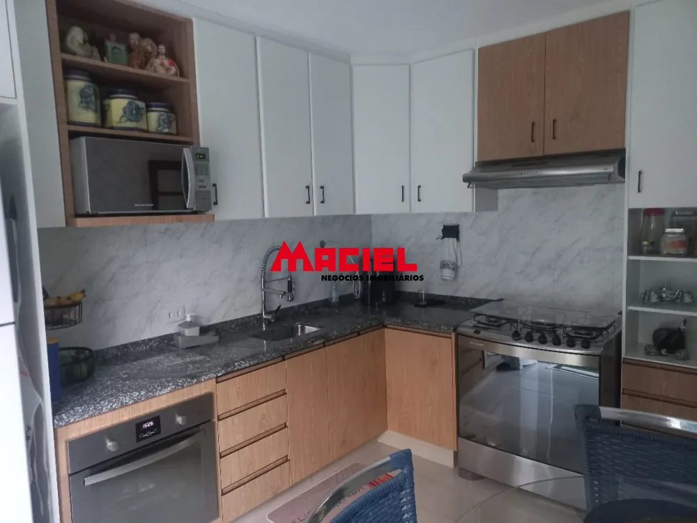 Comprar Casa / Sobrado em S&atilde;o Jos&eacute; dos Campos R$ 1.200.000,00 - Foto 9