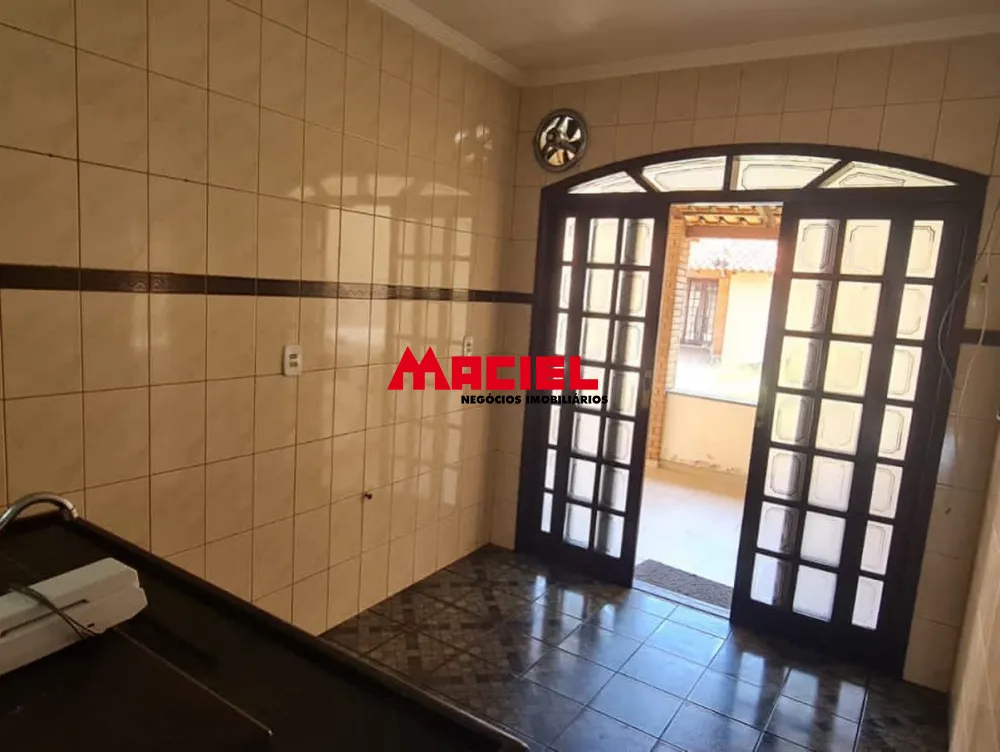 Alugar Casa / Padr&atilde;o em Jacare&iacute; R$ 4.000,00 - Foto 7