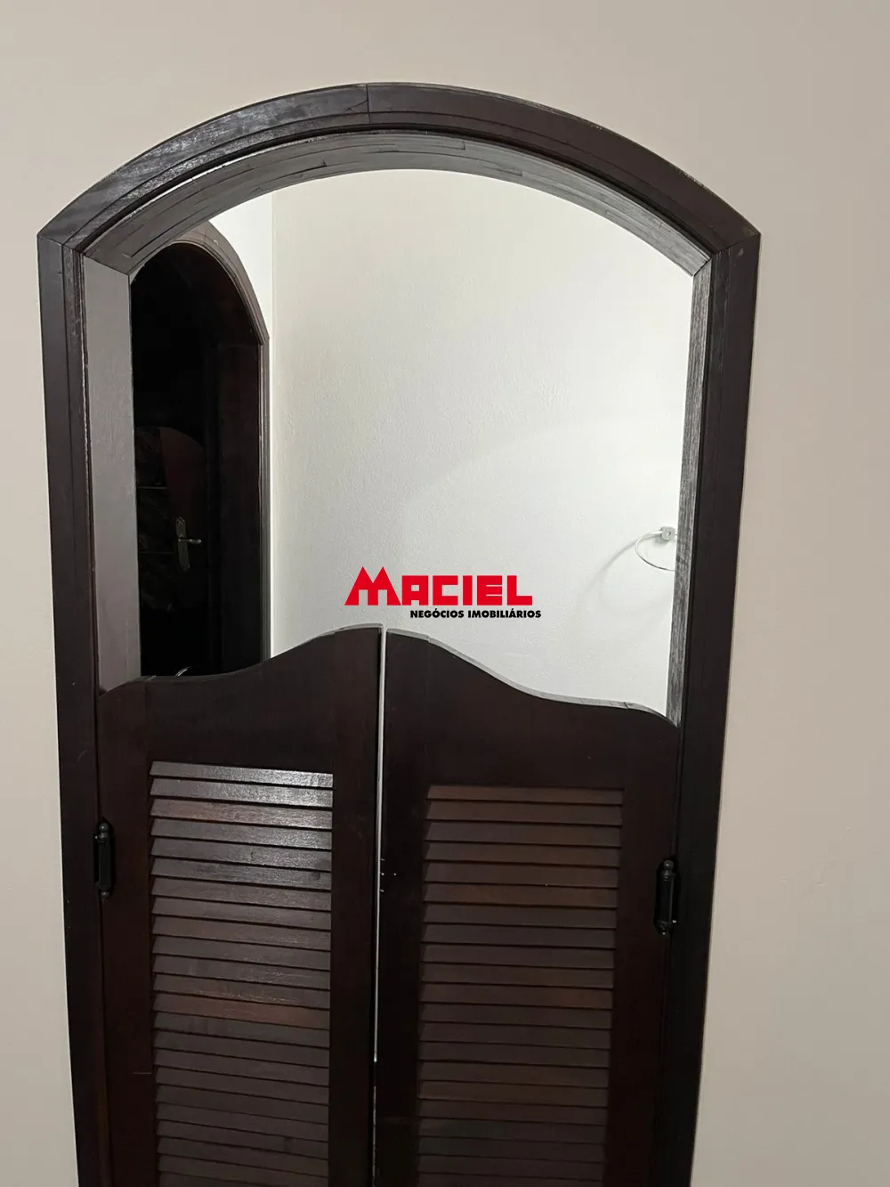 Alugar Casa / Padr&atilde;o em Jacare&iacute; R$ 4.000,00 - Foto 14