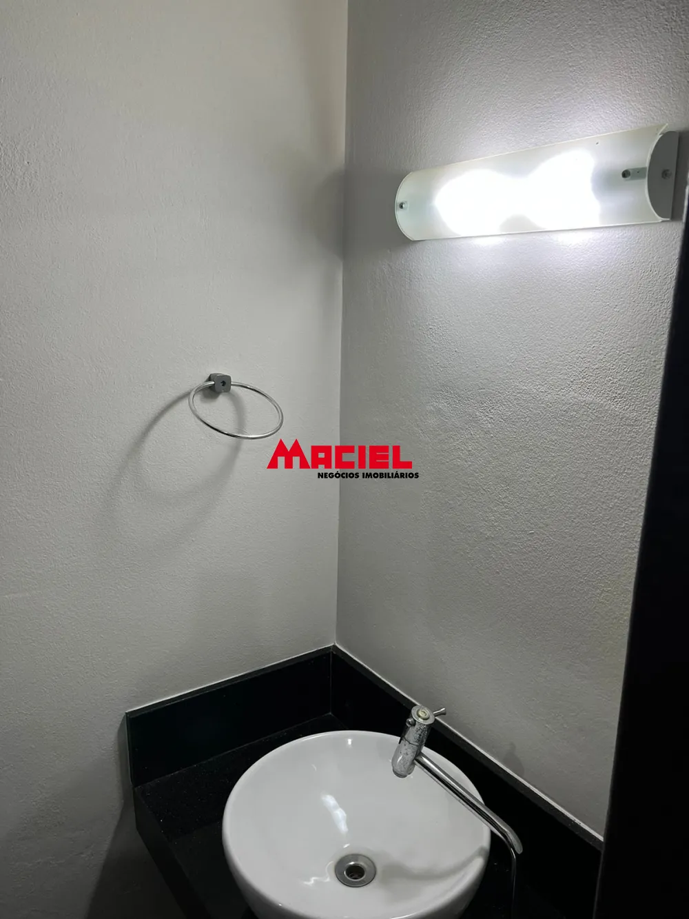 Alugar Casa / Padr&atilde;o em Jacare&iacute; R$ 4.000,00 - Foto 15