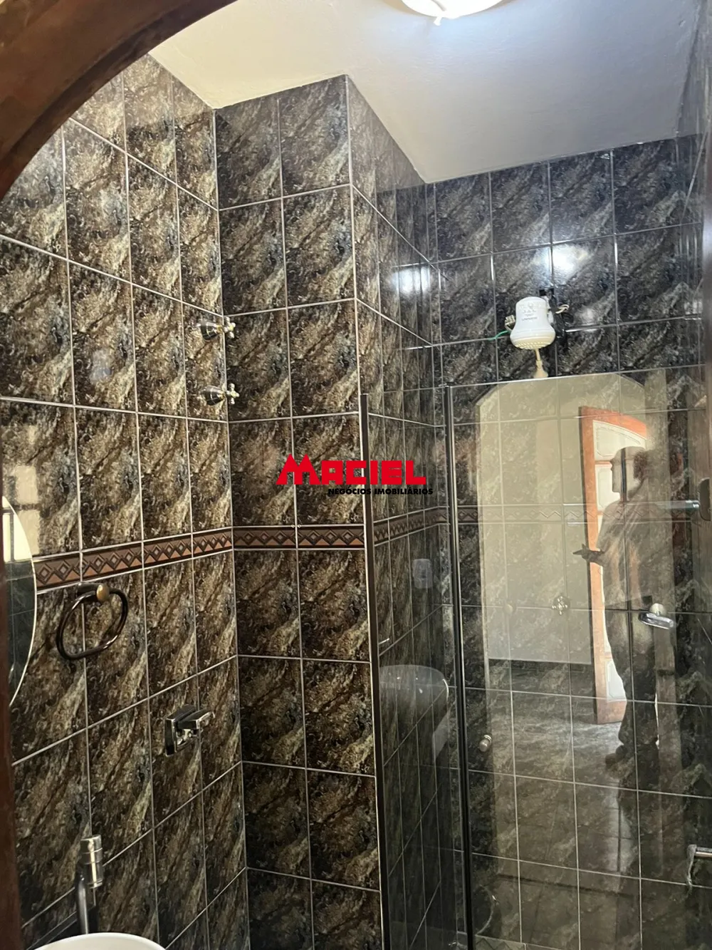 Alugar Casa / Padr&atilde;o em Jacare&iacute; R$ 4.000,00 - Foto 18