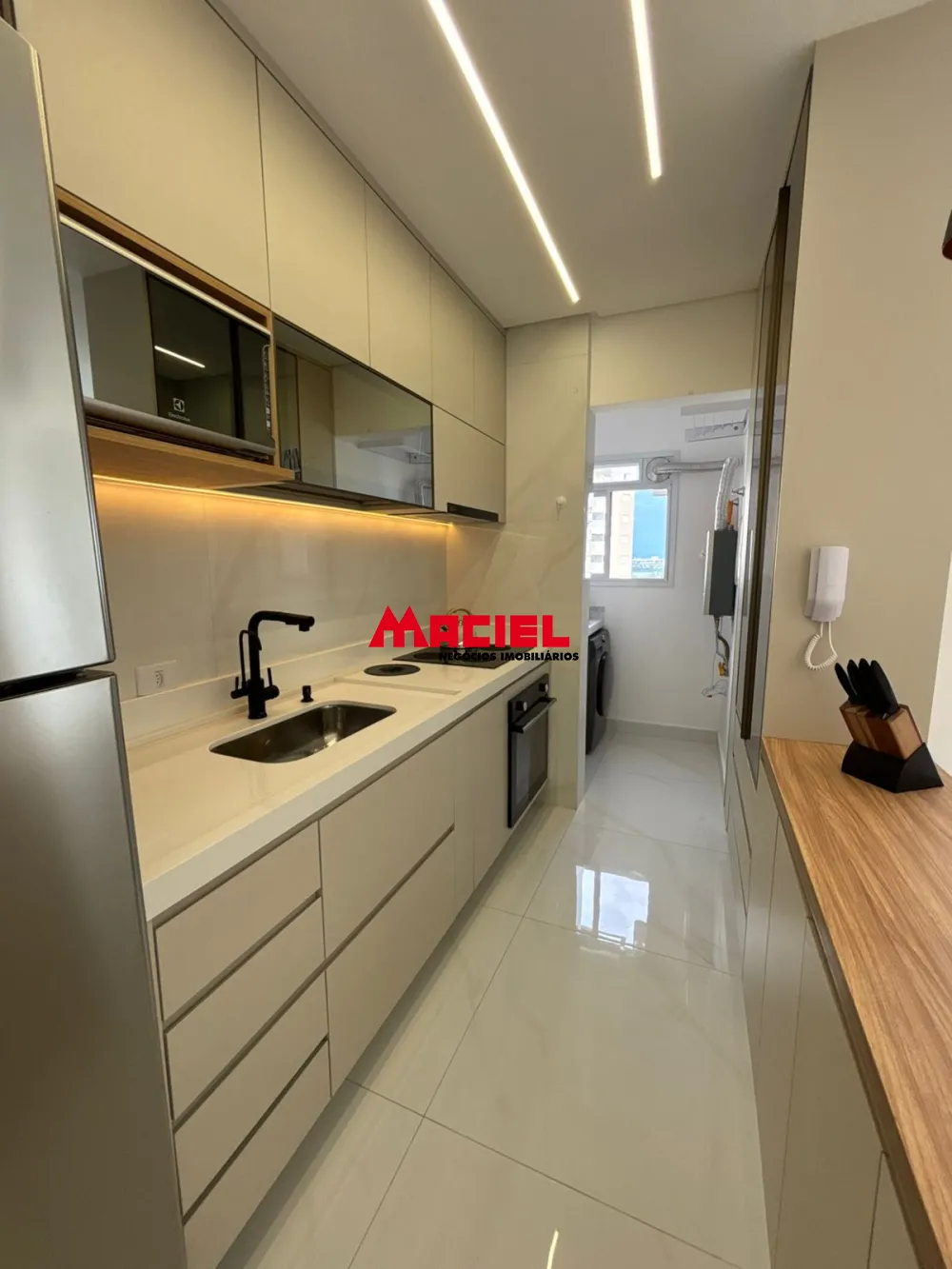 Comprar Apartamento / Padr&atilde;o em Jacare&iacute; R$ 510.000,00 - Foto 2