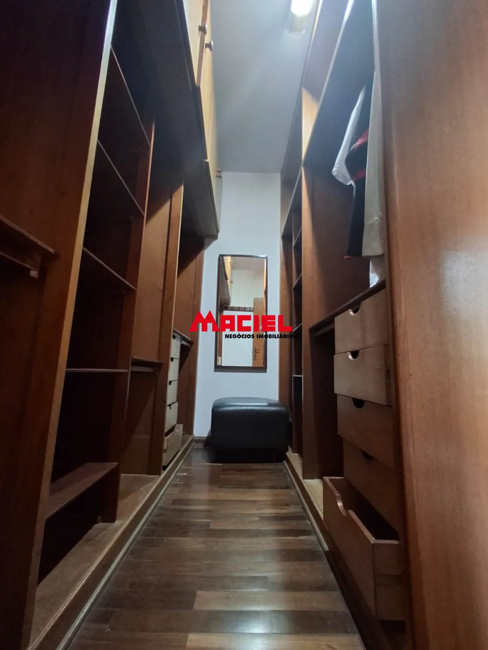 Alugar Apartamento / Padr&atilde;o em S&atilde;o Jos&eacute; dos Campos R$ 8.500,00 - Foto 17