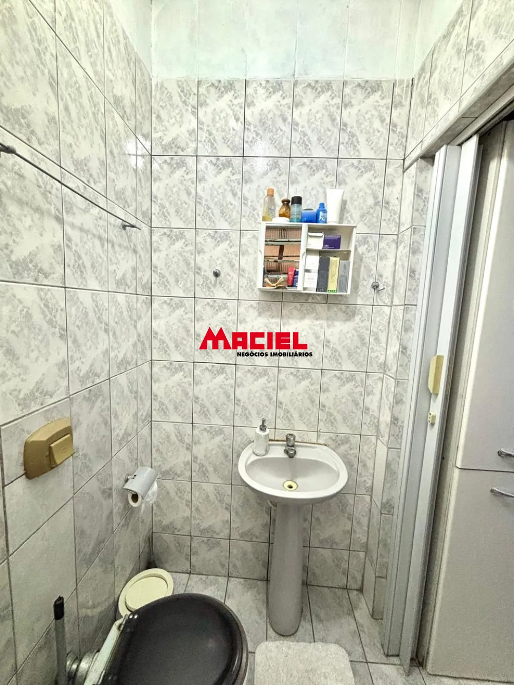 Comprar Casa / Padr&atilde;o em S&atilde;o Jos&eacute; dos Campos R$ 440.000,00 - Foto 3