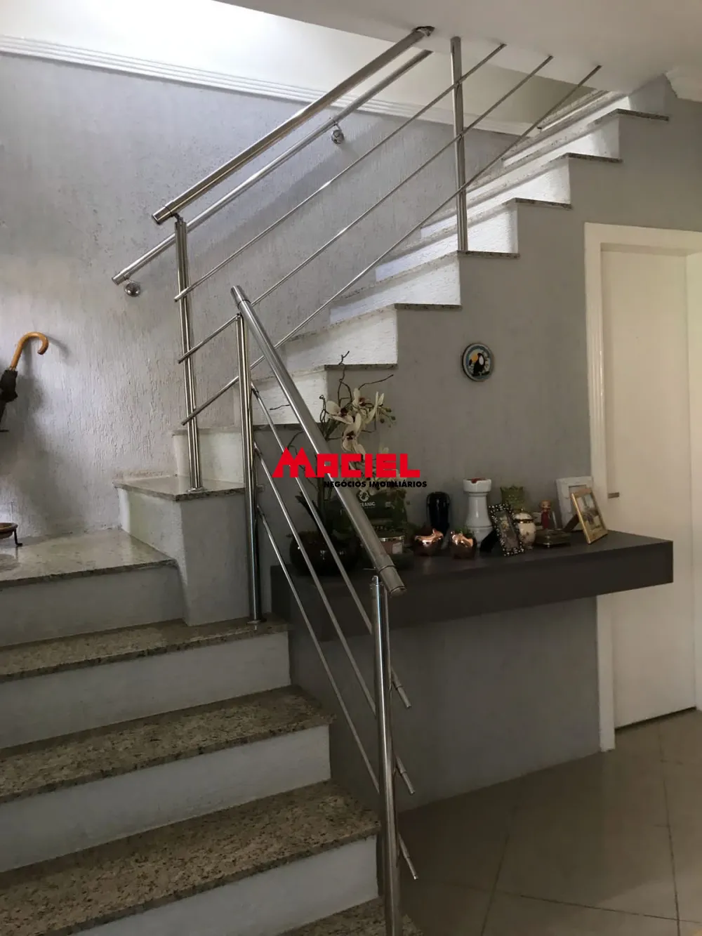 Alugar Casa / Condom&iacute;nio em S&atilde;o Jos&eacute; dos Campos R$ 9.000,00 - Foto 3