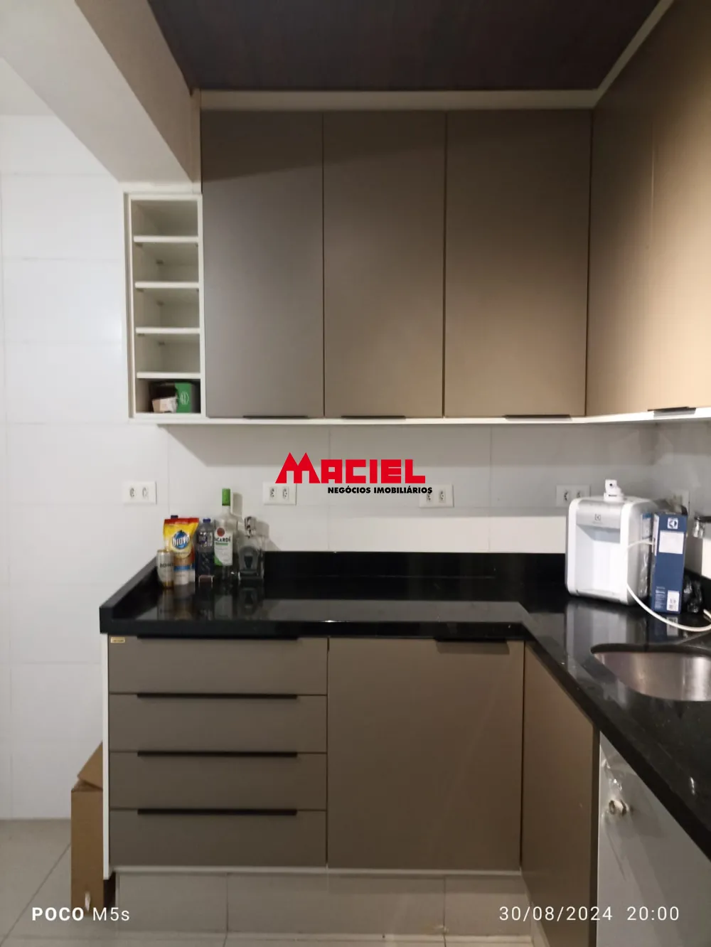 Alugar Casa / Padr&atilde;o em S&atilde;o Jos&eacute; dos Campos R$ 2.700,00 - Foto 2