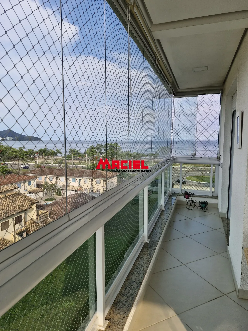 Comprar Apartamento / Padr&atilde;o em Caraguatatuba R$ 1.160.000,00 - Foto 7