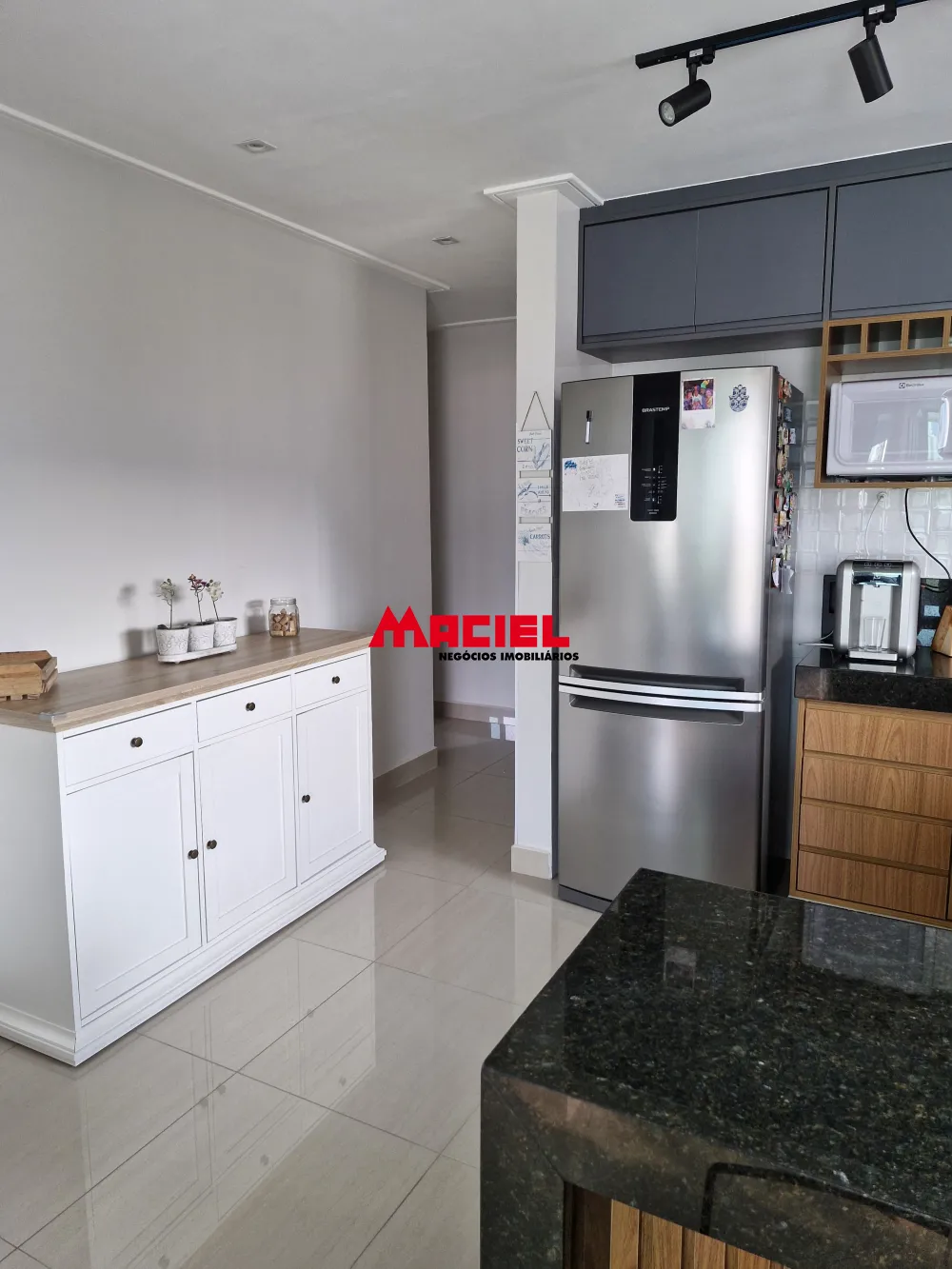 Comprar Apartamento / Padr&atilde;o em Caraguatatuba R$ 1.160.000,00 - Foto 17