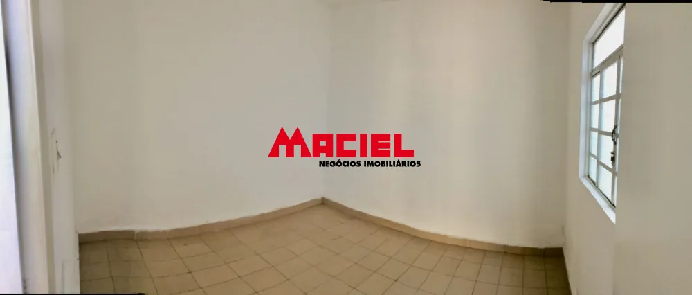 Comprar Casa / Padr&atilde;o em Guaratinguet&aacute; R$ 550.000,00 - Foto 4