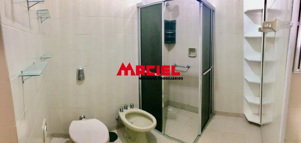 Comprar Casa / Padr&atilde;o em Guaratinguet&aacute; R$ 550.000,00 - Foto 6