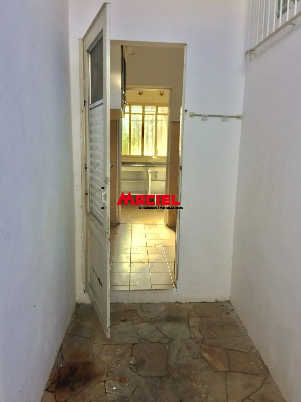 Comprar Casa / Padr&atilde;o em Guaratinguet&aacute; R$ 550.000,00 - Foto 19