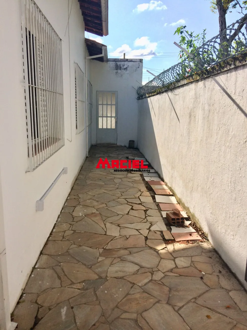 Comprar Casa / Padr&atilde;o em Guaratinguet&aacute; R$ 550.000,00 - Foto 24