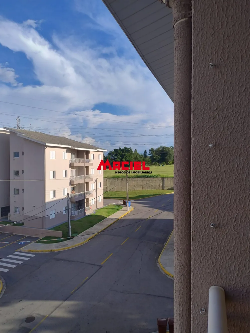 Comprar Apartamento / Padr&atilde;o em S&atilde;o Jos&eacute; dos Campos R$ 350.000,00 - Foto 2