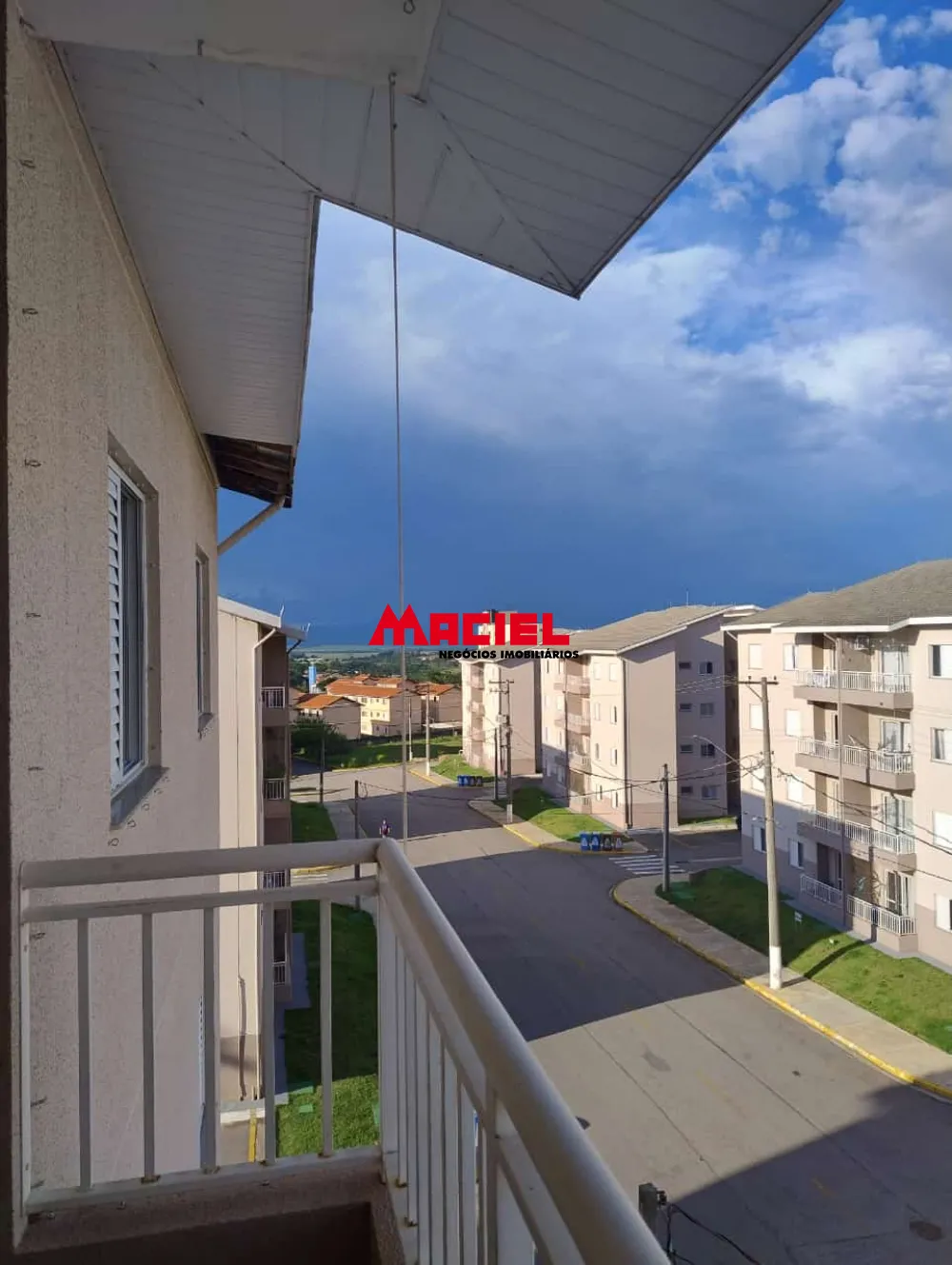 Comprar Apartamento / Padr&atilde;o em S&atilde;o Jos&eacute; dos Campos R$ 350.000,00 - Foto 3