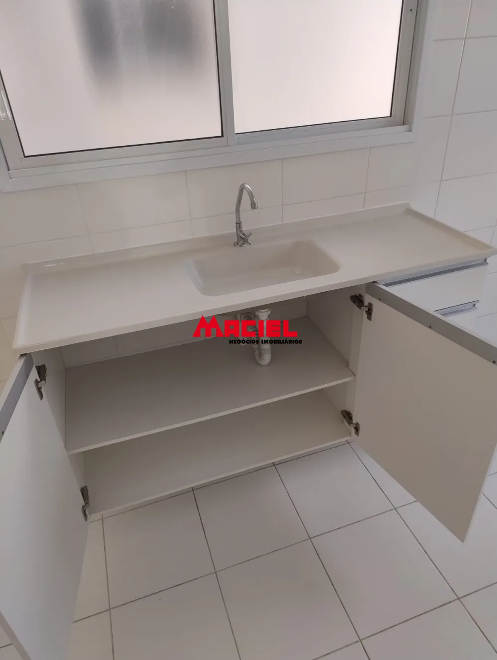 Comprar Apartamento / Padr&atilde;o em S&atilde;o Jos&eacute; dos Campos R$ 350.000,00 - Foto 11
