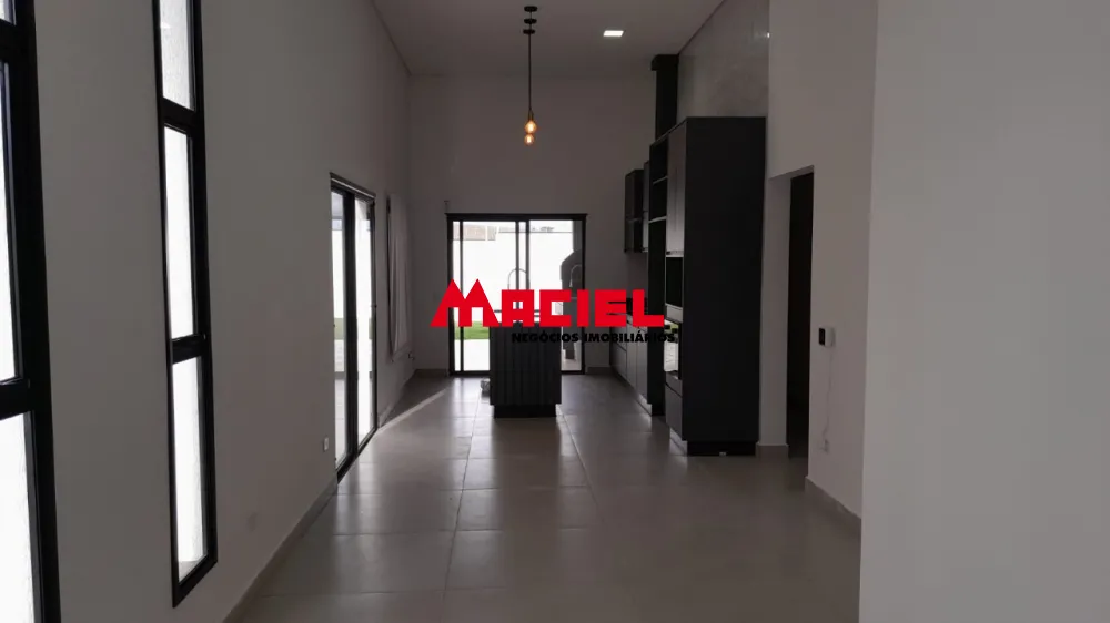 Comprar Casa / Condom&iacute;nio em Ca&ccedil;apava R$ 1.100.000,00 - Foto 2