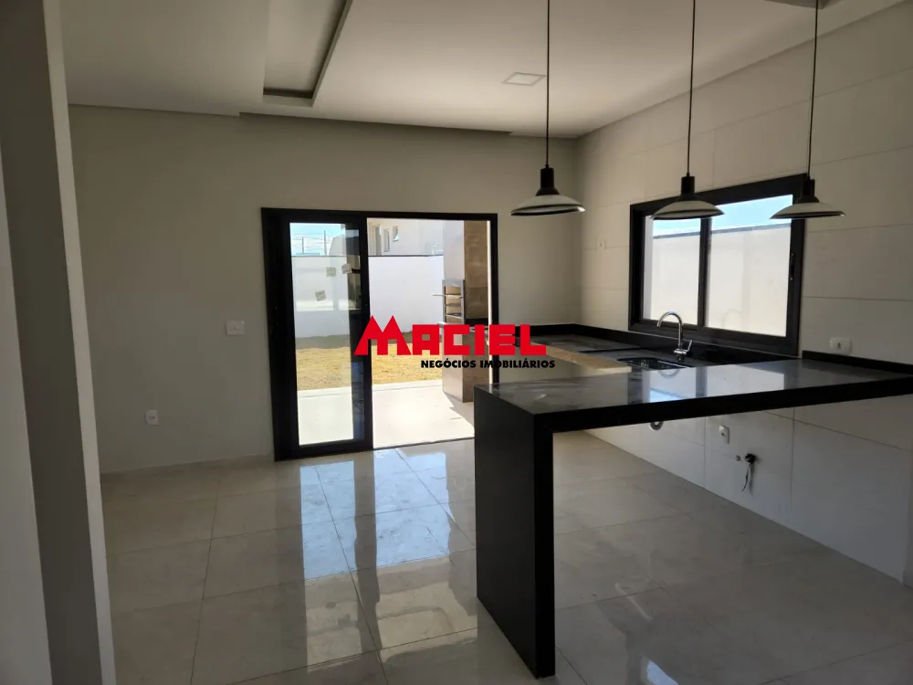 Comprar Casa / Condom&iacute;nio em Ca&ccedil;apava R$ 990.000,00 - Foto 2
