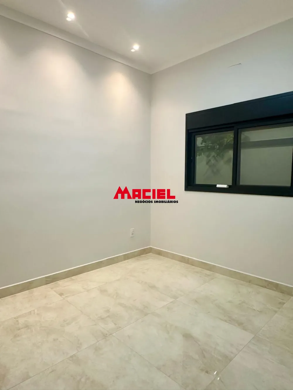 Comprar Casa / Condom&iacute;nio em Ca&ccedil;apava R$ 1.060.000,00 - Foto 4