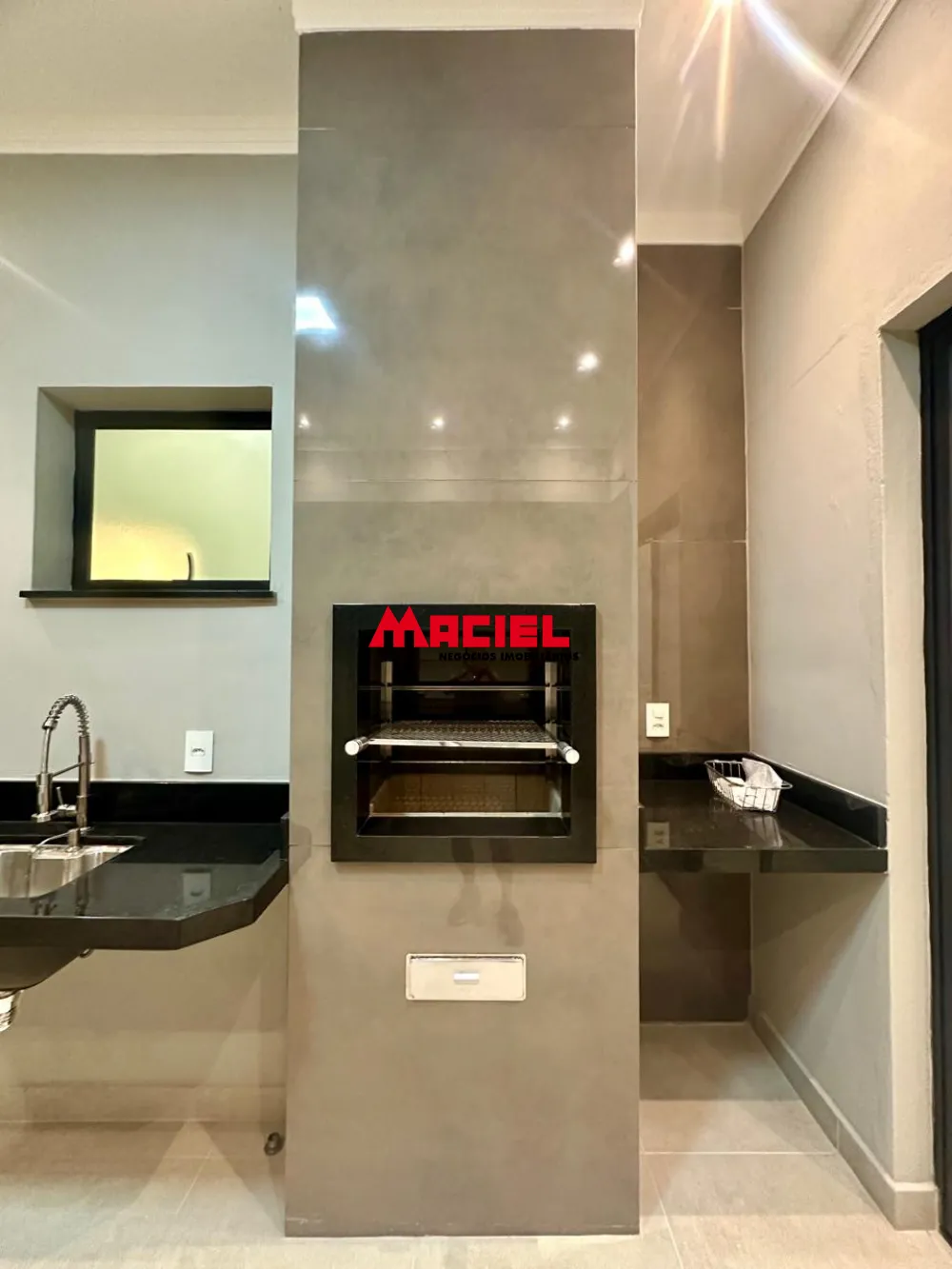 Comprar Casa / Condom&iacute;nio em Ca&ccedil;apava R$ 1.060.000,00 - Foto 12