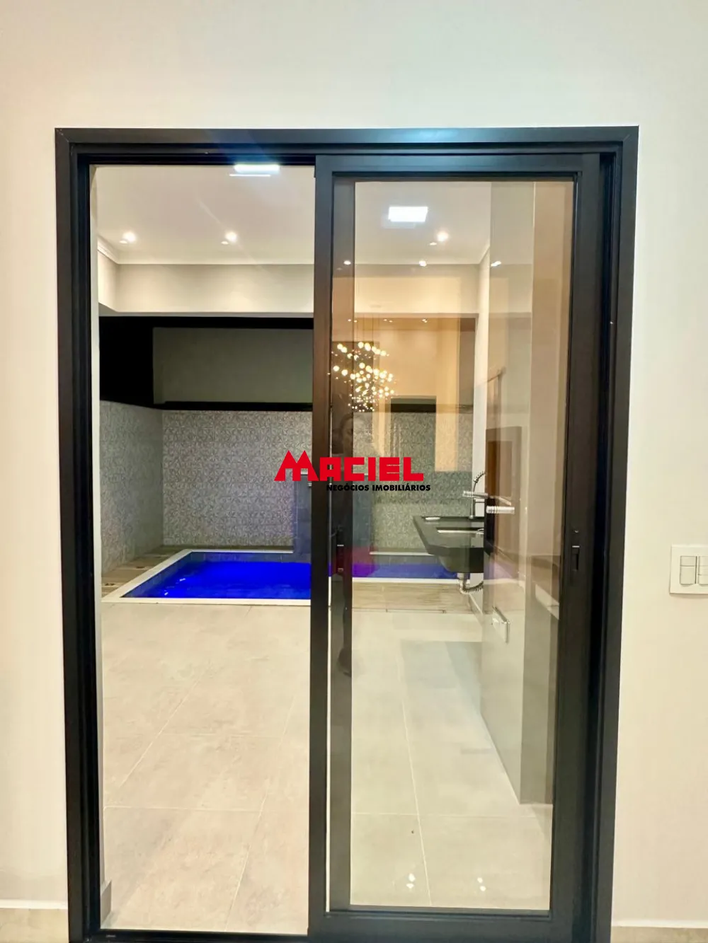 Comprar Casa / Condom&iacute;nio em Ca&ccedil;apava R$ 1.060.000,00 - Foto 24