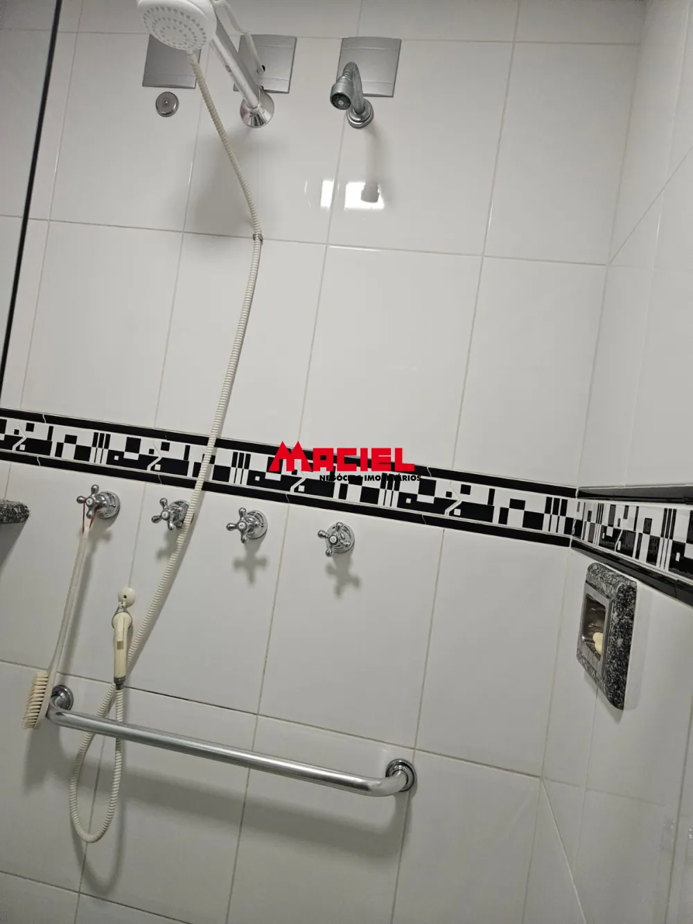 Comprar Apartamento / Padr&atilde;o em S&atilde;o Jos&eacute; dos Campos R$ 630.000,00 - Foto 9