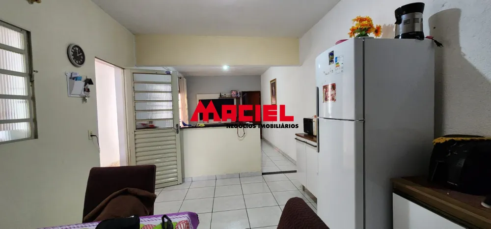 Comprar Casa / Padr&atilde;o em S&atilde;o Jos&eacute; dos Campos R$ 355.000,00 - Foto 1