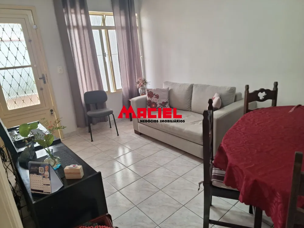 Comprar Casa / Padr&atilde;o em Jacare&iacute; R$ 390.000,00 - Foto 3