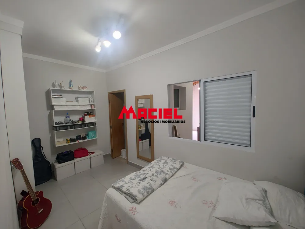 Comprar Casa / Padr&atilde;o em S&atilde;o Jos&eacute; dos Campos R$ 830.000,00 - Foto 4