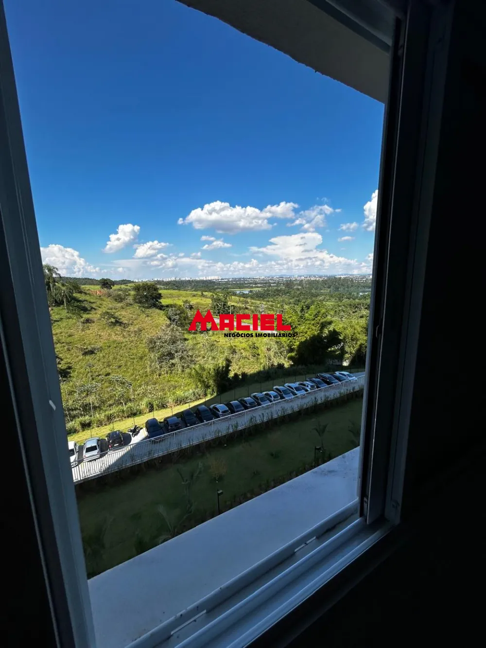 Comprar Apartamento / Padr&atilde;o em Jacare&iacute; R$ 370.000,00 - Foto 4