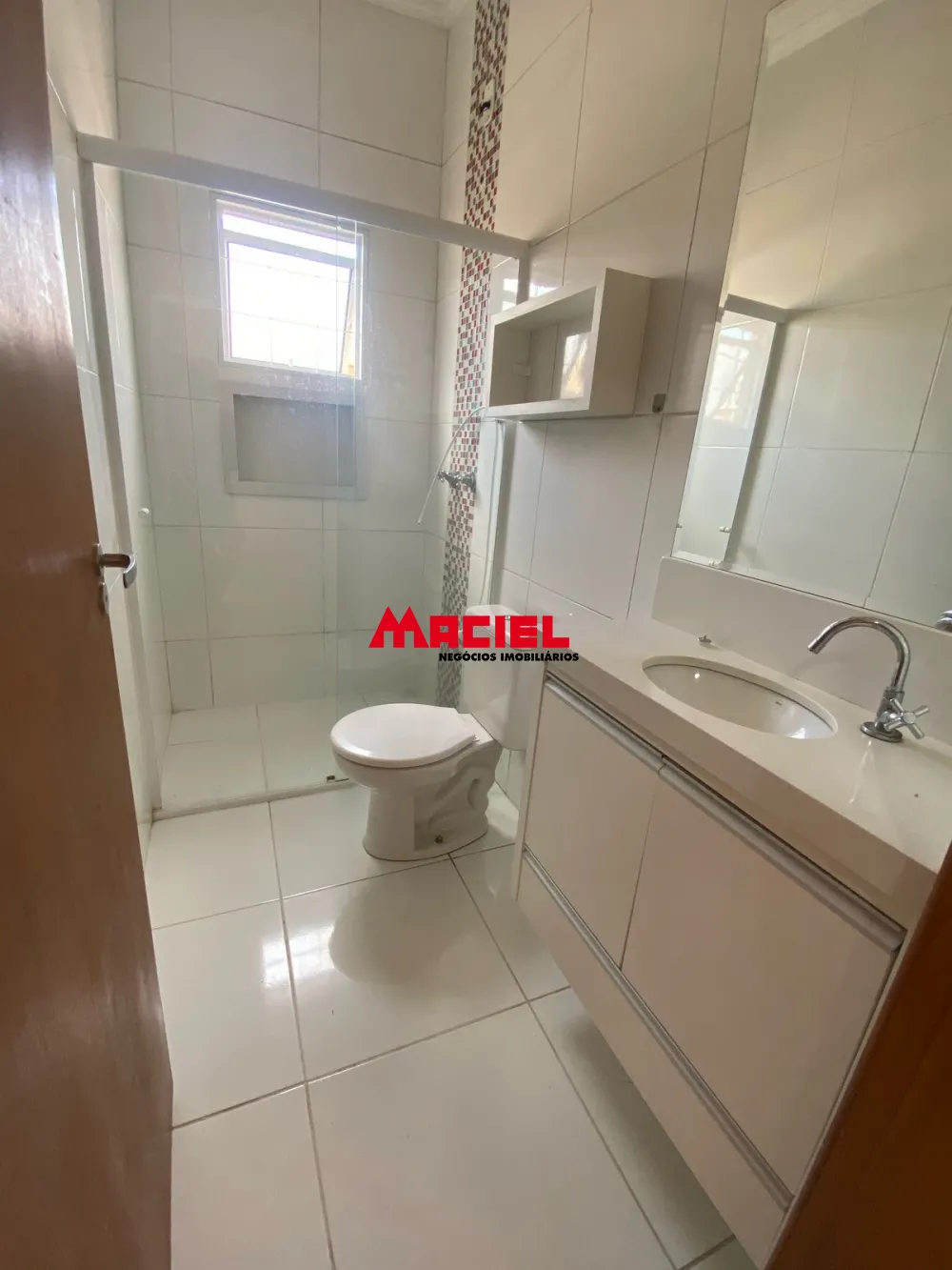 Alugar Casa / Padr&atilde;o em S&atilde;o Jos&eacute; dos Campos R$ 6.000,00 - Foto 8