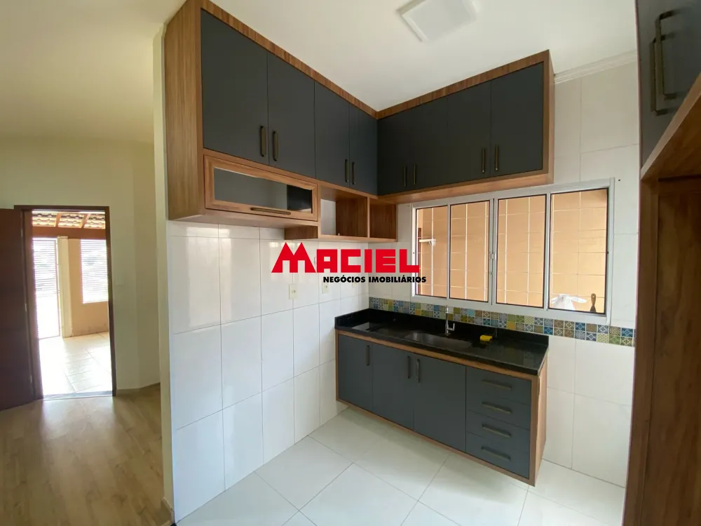 Alugar Casa / Padr&atilde;o em S&atilde;o Jos&eacute; dos Campos R$ 6.000,00 - Foto 2