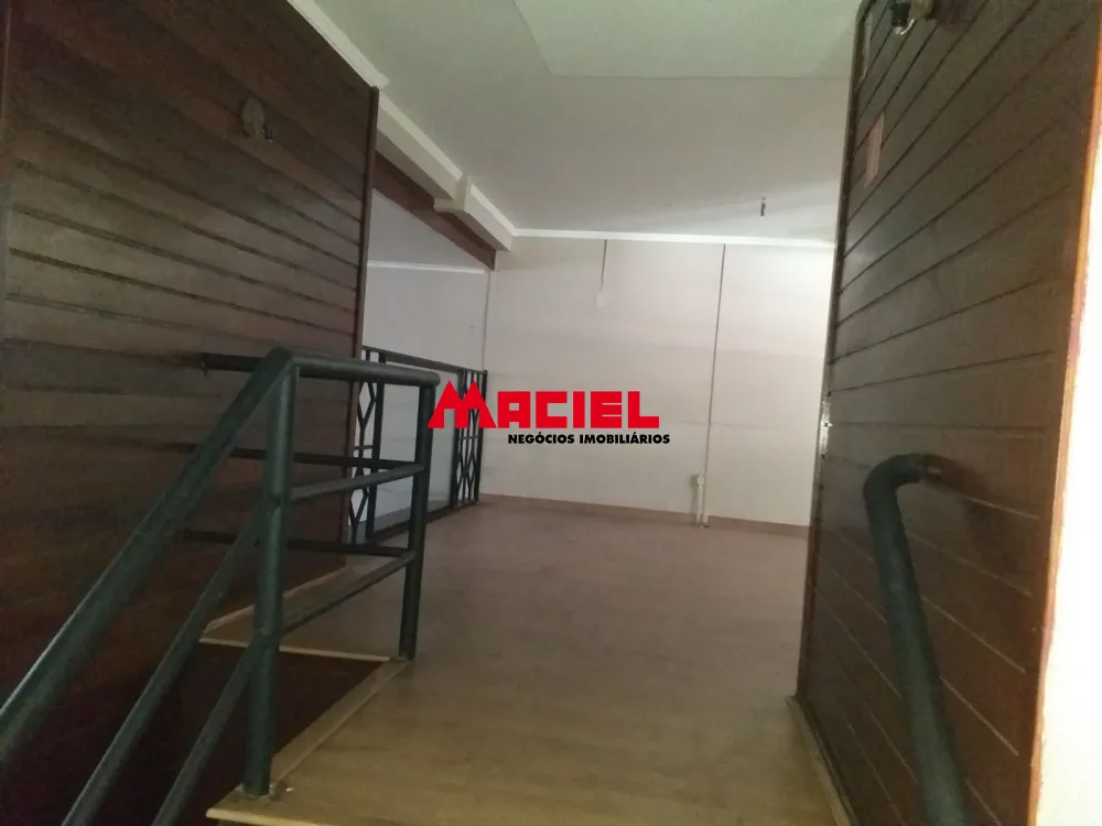 Alugar Comercial / Ponto Comercial em S&atilde;o Jos&eacute; dos Campos R$ 5.500,00 - Foto 4