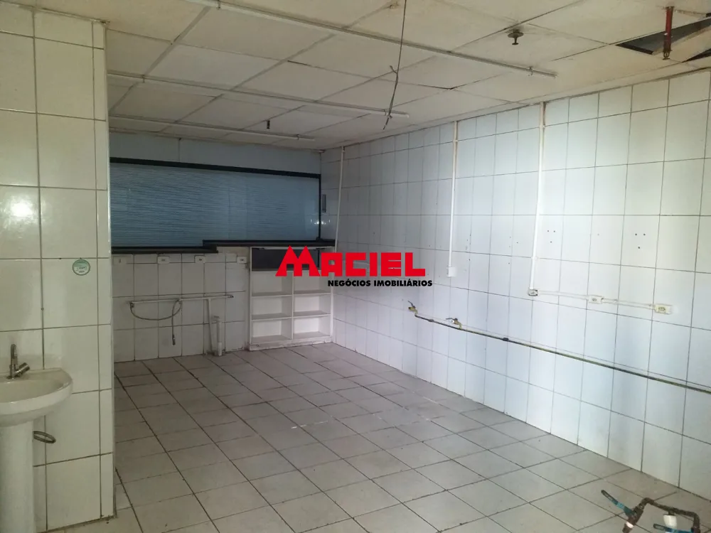 Alugar Comercial / Ponto Comercial em S&atilde;o Jos&eacute; dos Campos R$ 5.500,00 - Foto 8