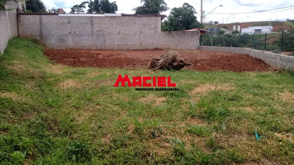 Comprar Terreno / Padr&atilde;o em Jambeiro R$ 165.000,00 - Foto 3