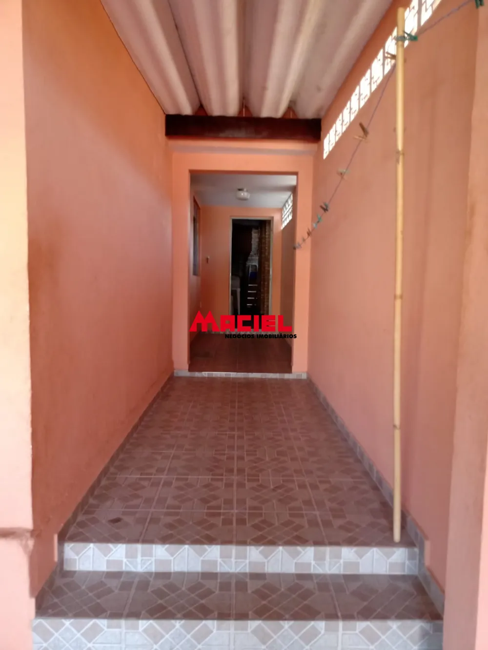Comprar Casa / Padr&atilde;o em S&atilde;o Jos&eacute; dos Campos R$ 290.000,00 - Foto 2