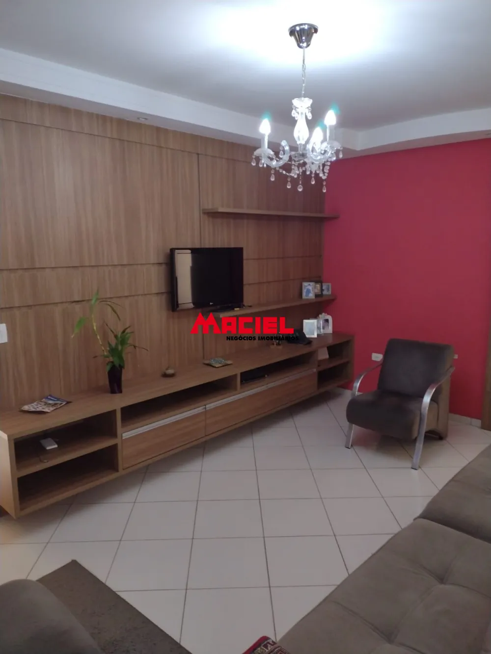 Comprar Casa / Sobrado em S&atilde;o Jos&eacute; dos Campos R$ 450.000,00 - Foto 2