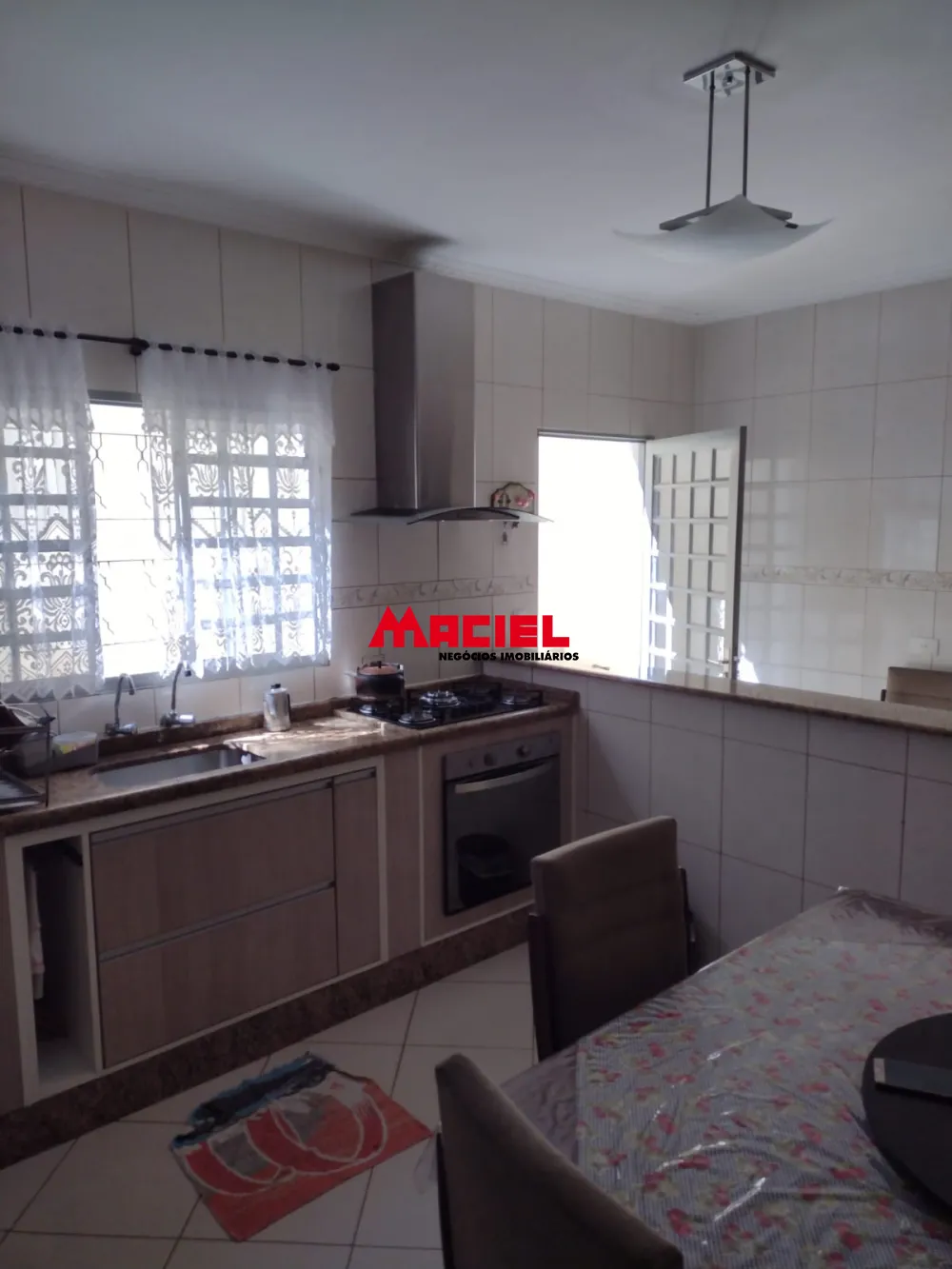 Comprar Casa / Sobrado em S&atilde;o Jos&eacute; dos Campos R$ 450.000,00 - Foto 3