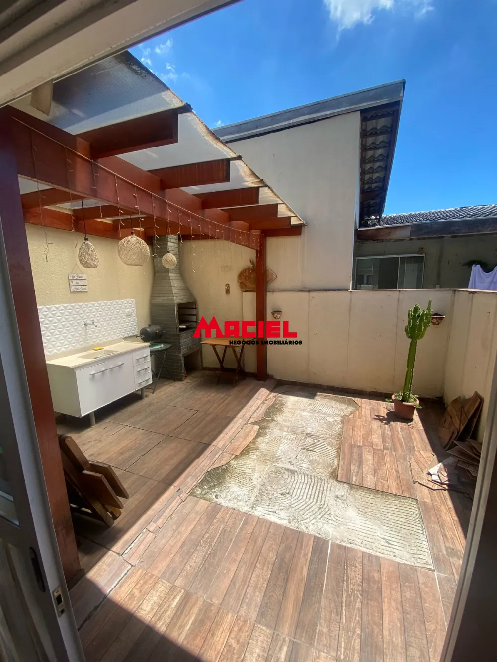 Alugar Comercial / Ponto Comercial em S&atilde;o Jos&eacute; dos Campos R$ 5.500,00 - Foto 5